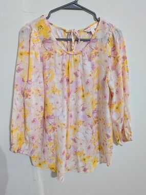 LC Lauren Conrad Floral Lighweight Blouse